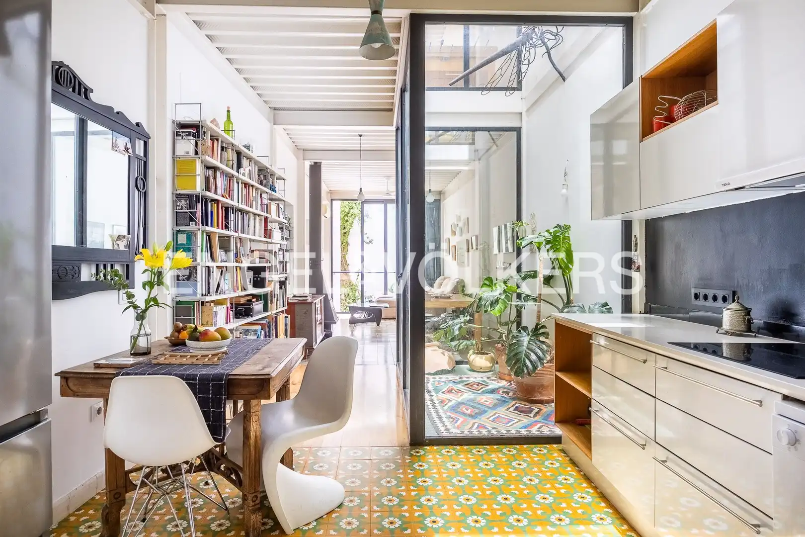 Cocina de Casa o chalet en venta en Sevilla con Aire acondicionado, Calefacción y Jardín privado
