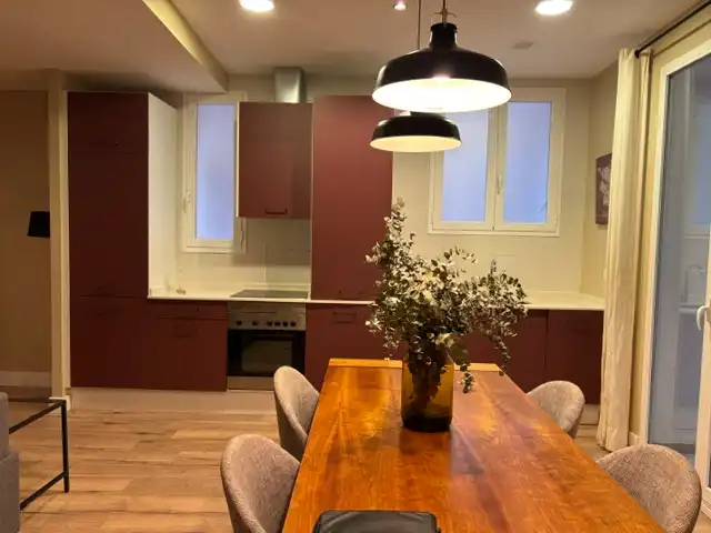 Cocina de Piso de alquiler en  Pamplona / Iruña con Calefacción, Parquet y Amueblado