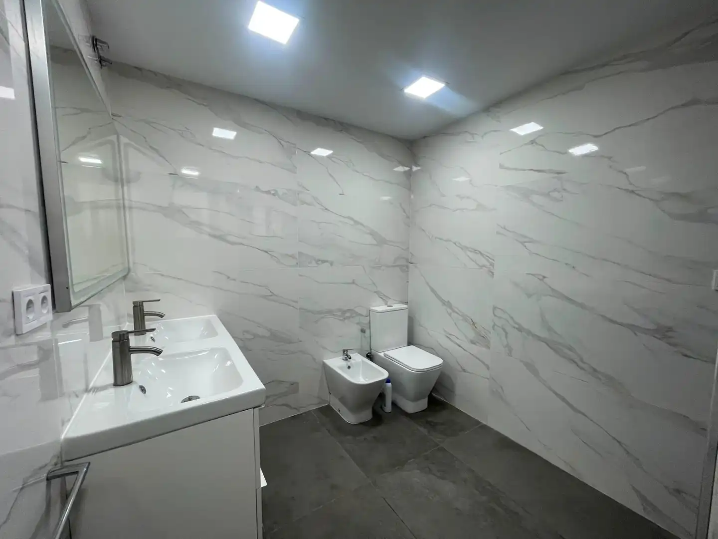 Baño de Casa adosada en venta en Terrassa con Aire acondicionado y Calefacción