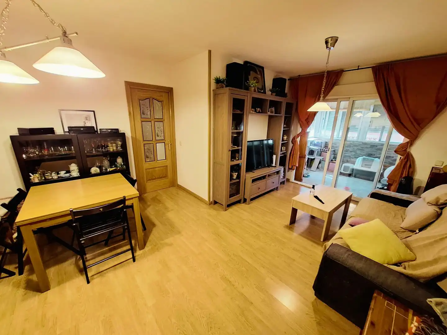 Sala d'estar de Pis en venda en Móstoles amb Aire condicionat, Calefacció i Terrassa