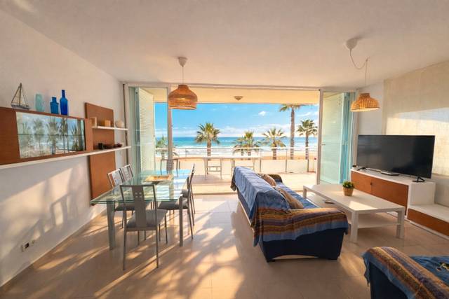 Piso en Alquiler en Carrer Saligar en Les Salines - Pla de Sant Pere