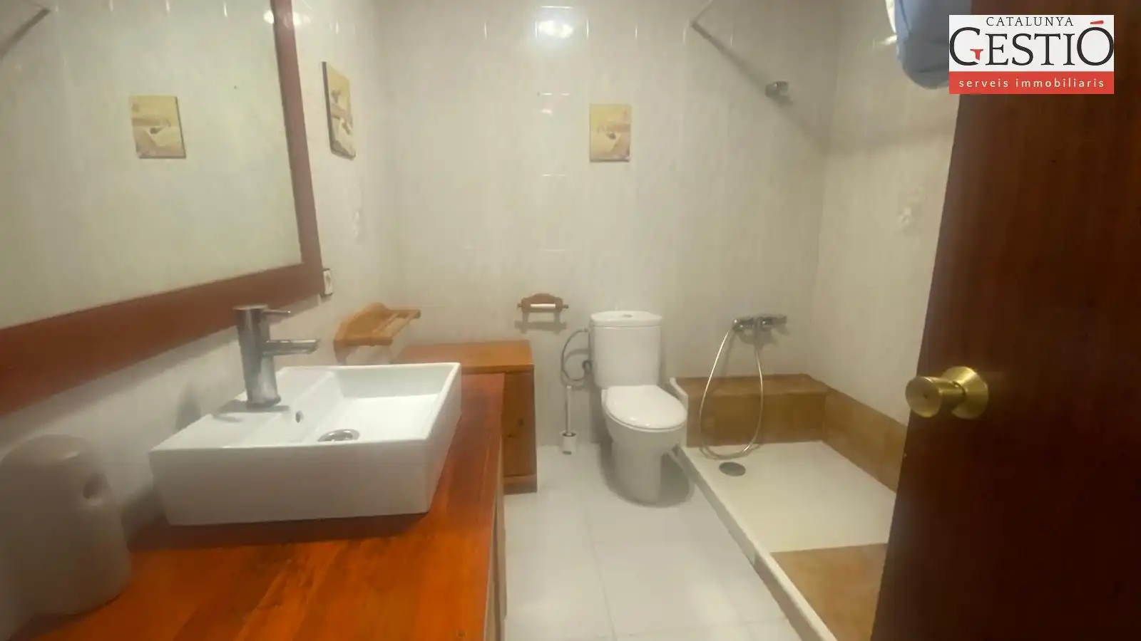 Bany de Edifici en venda en Subirats amb Alarma