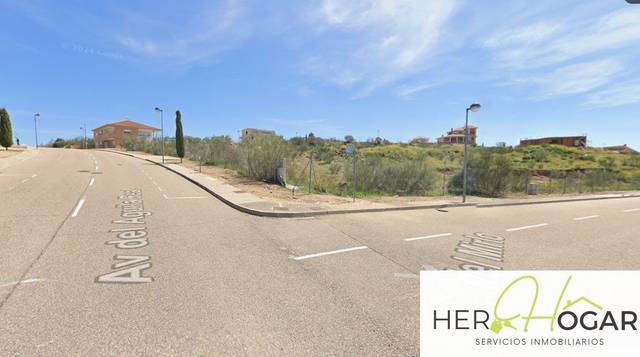 Terreno residencial en Venta en Layos