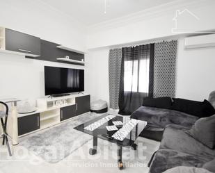 Living room of Flat for sale in Gandia  with Air Conditioner, Heating and Storage room
