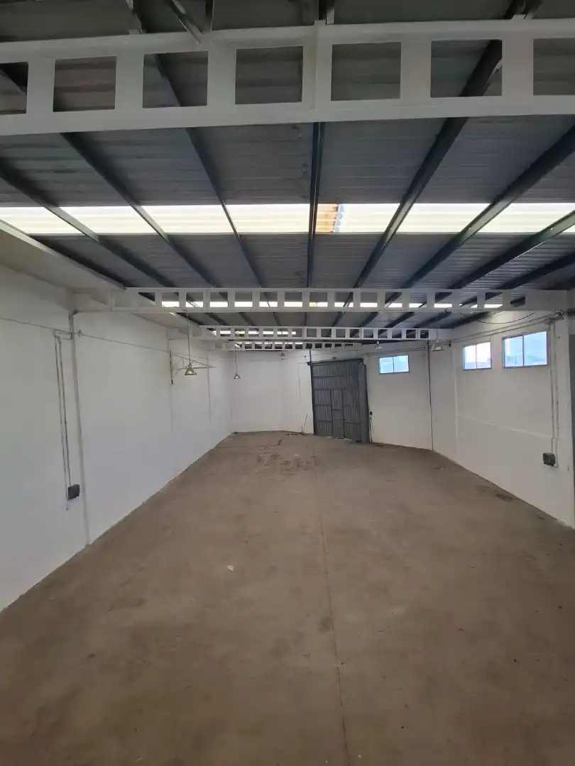 Nau industrial en venda a Carrer Artesans, 54, Valls