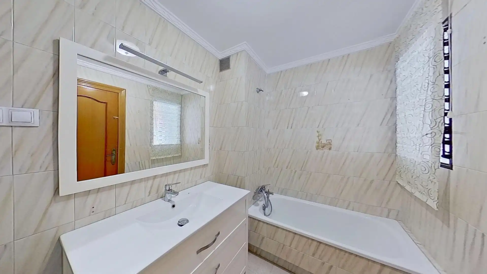 Wohnung mit Aufzug zum Verkauf in Calle Calle Ramón y Cajal 24, imagen 18