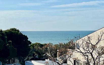 Exterior view of House or chalet for sale in Vilanova i la Geltrú  with Air Conditioner, Heating and Private garden