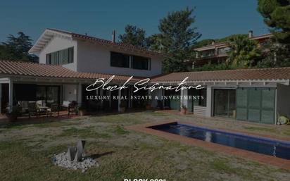 Exterior view of House or chalet for sale in Sant Vicenç de Montalt  with Air Conditioner, Heating and Private garden