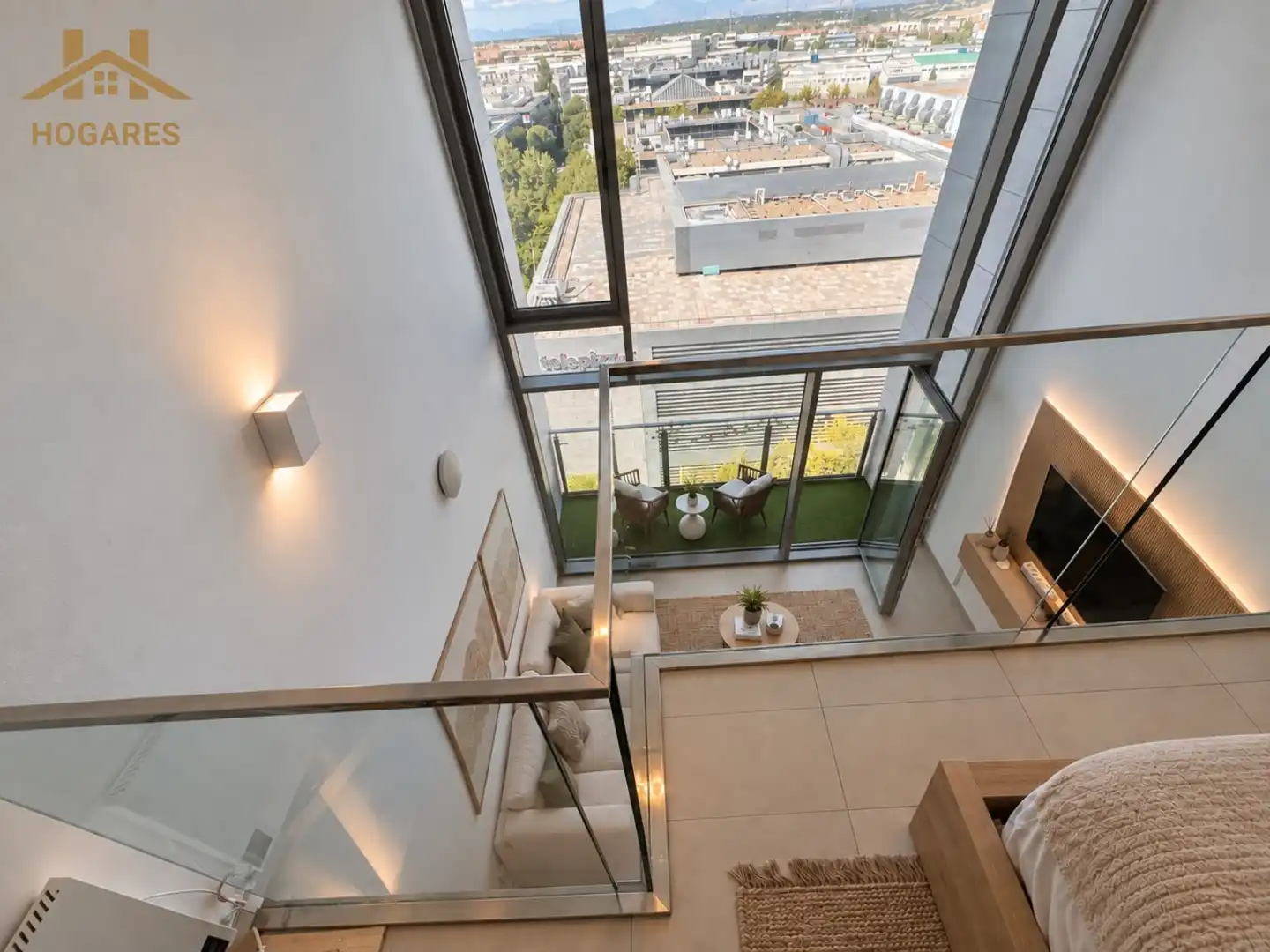 Terrassa de Dúplex en venda en San Sebastián de los Reyes amb Aire condicionat, Calefacció i Piscina comunitària
