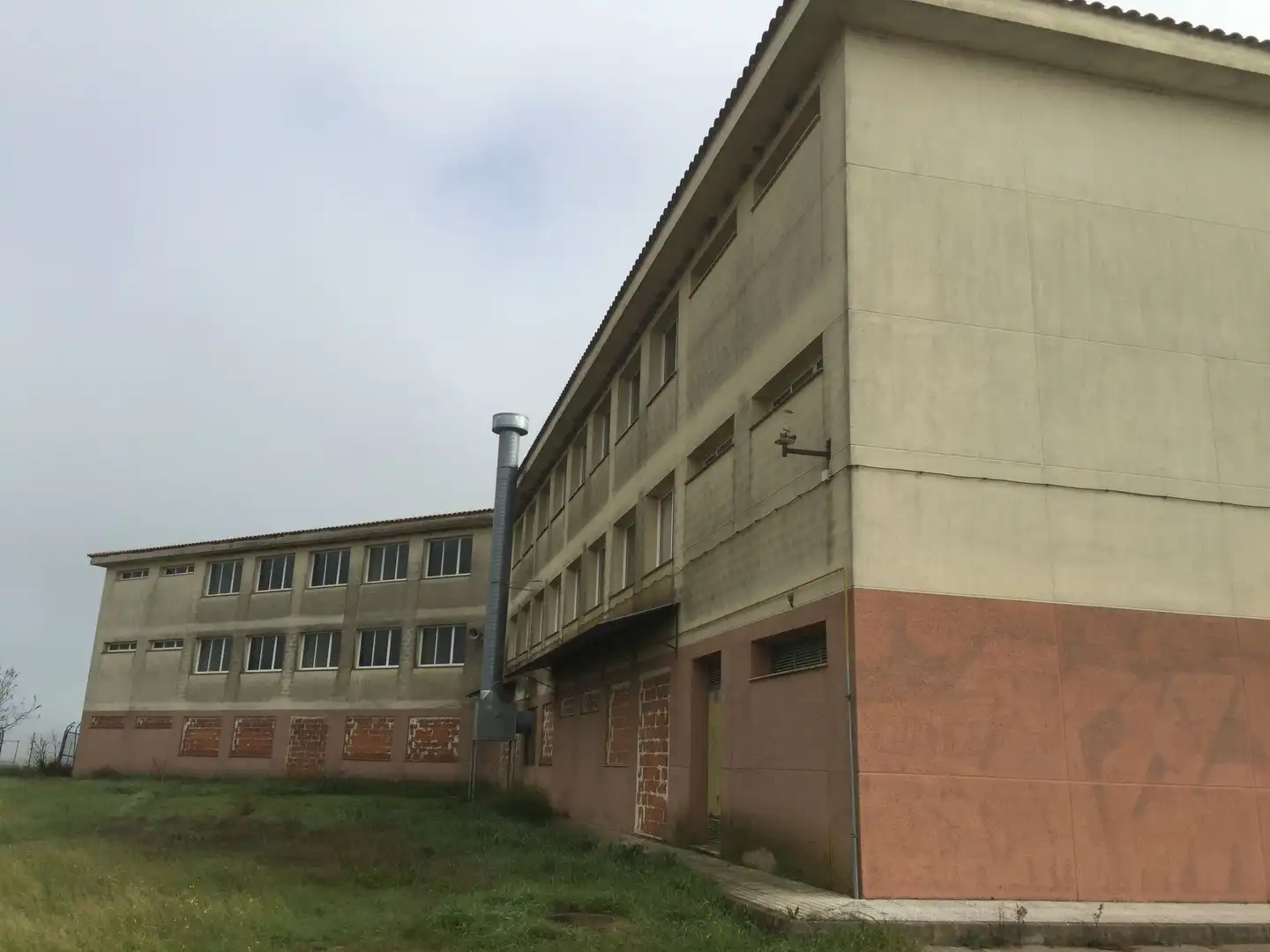 Edificio en venta en Estación Arroyo Malpartida