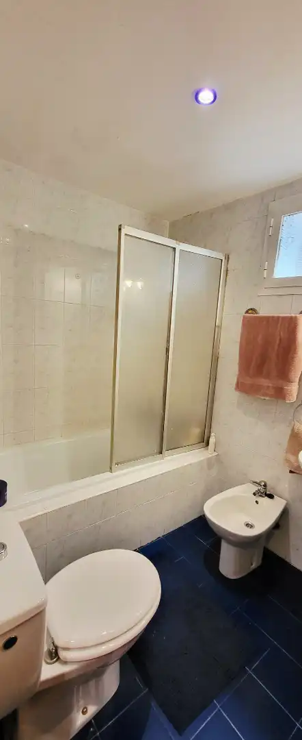 Bathroom of Flat for sale in Valdemoro  with Air Conditioner, Heating and Private garden
