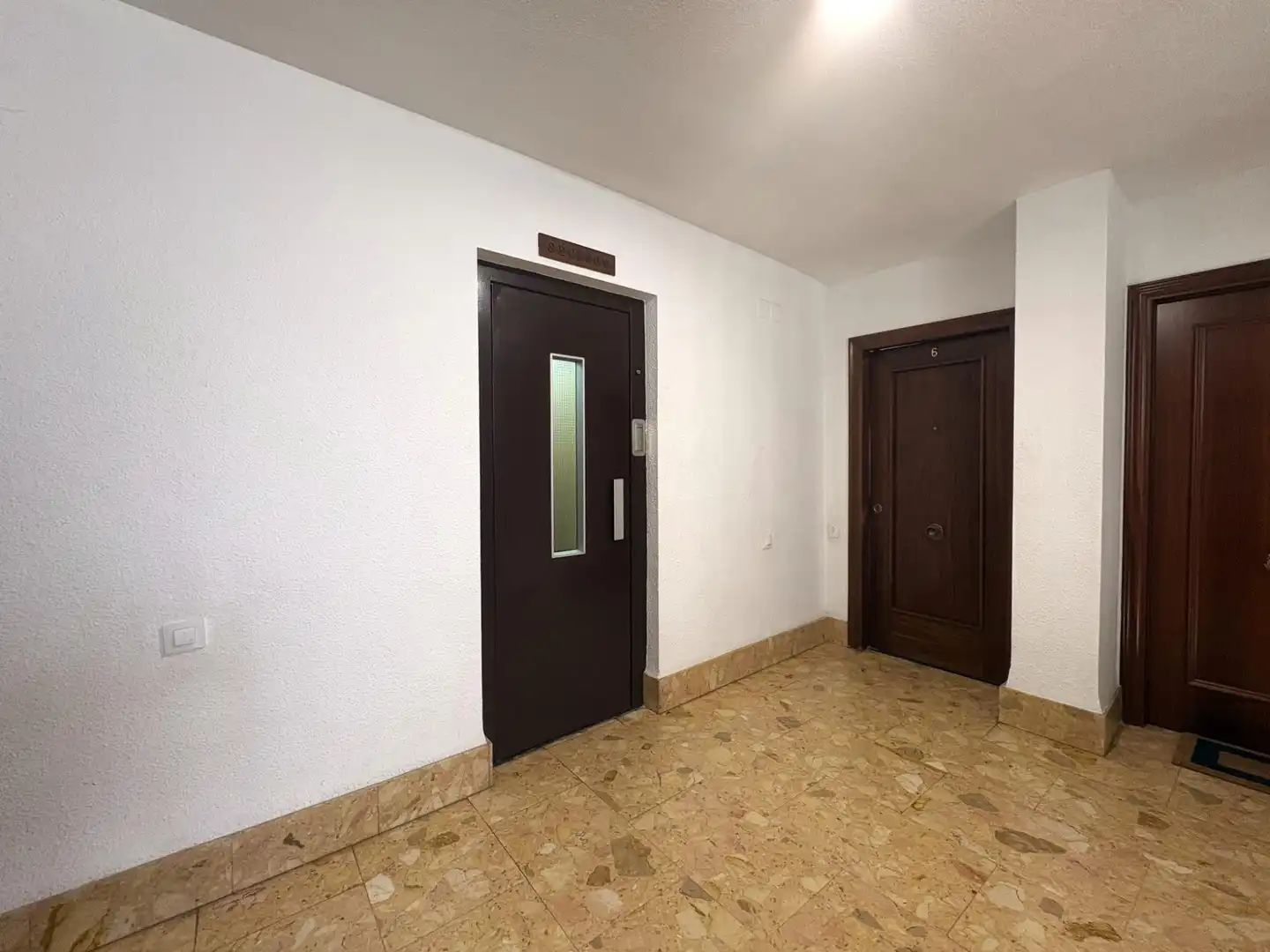 Wohnung zum Verkauf in Godella mit Klimaanlage und Balkon