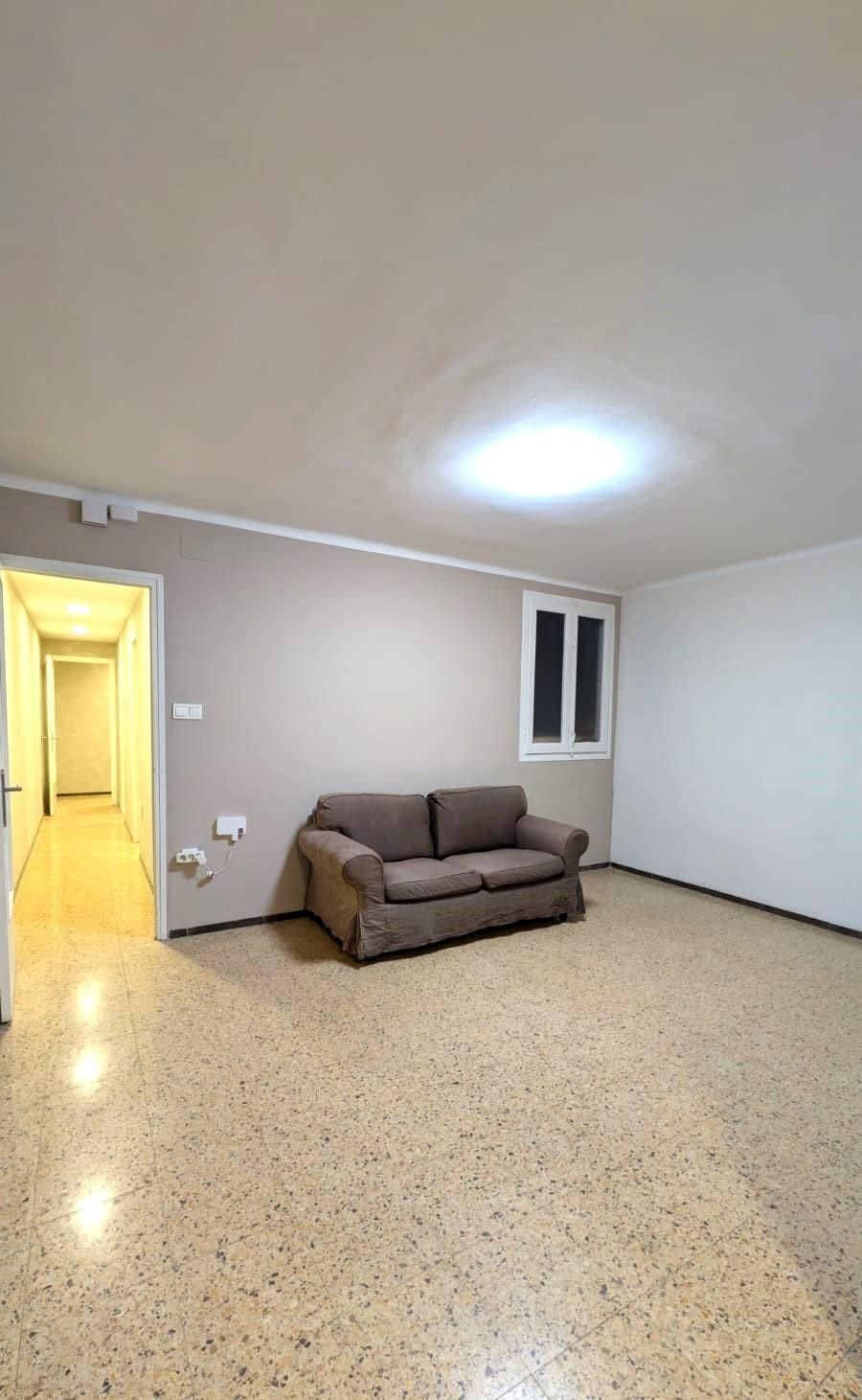 Living room of Flat for sale in Cerdanyola del Vallès