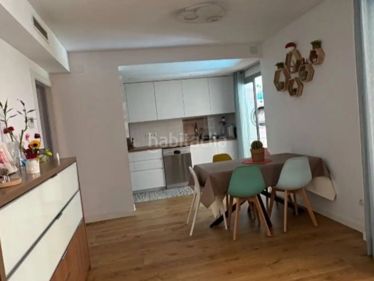 Küche von Wohnung zum Verkauf in Sant Boi de Llobregat mit Klimaanlage, Terrasse und Schwimmbad