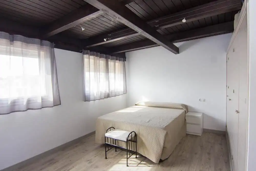 Dormitori de Casa adosada en venda en San Fernando amb Aire condicionat, Terrassa i Traster