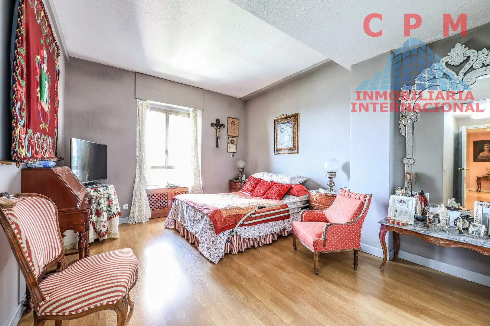 Schlafzimmer von Wohnung zur Miete in Madrid mit Klimaanlage, Heizung und Parkett