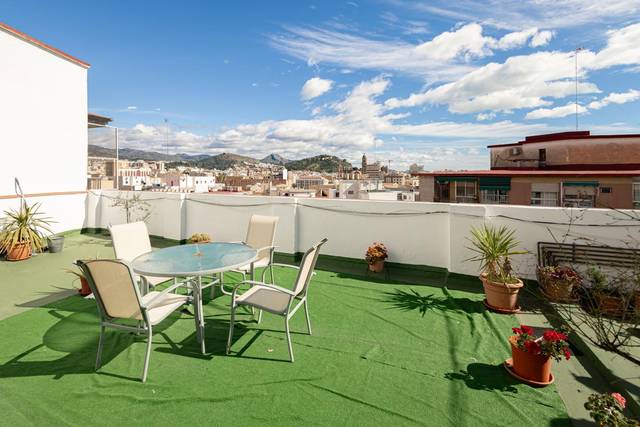 Piso en Venta en Armengual De La Mota en Perchel Norte