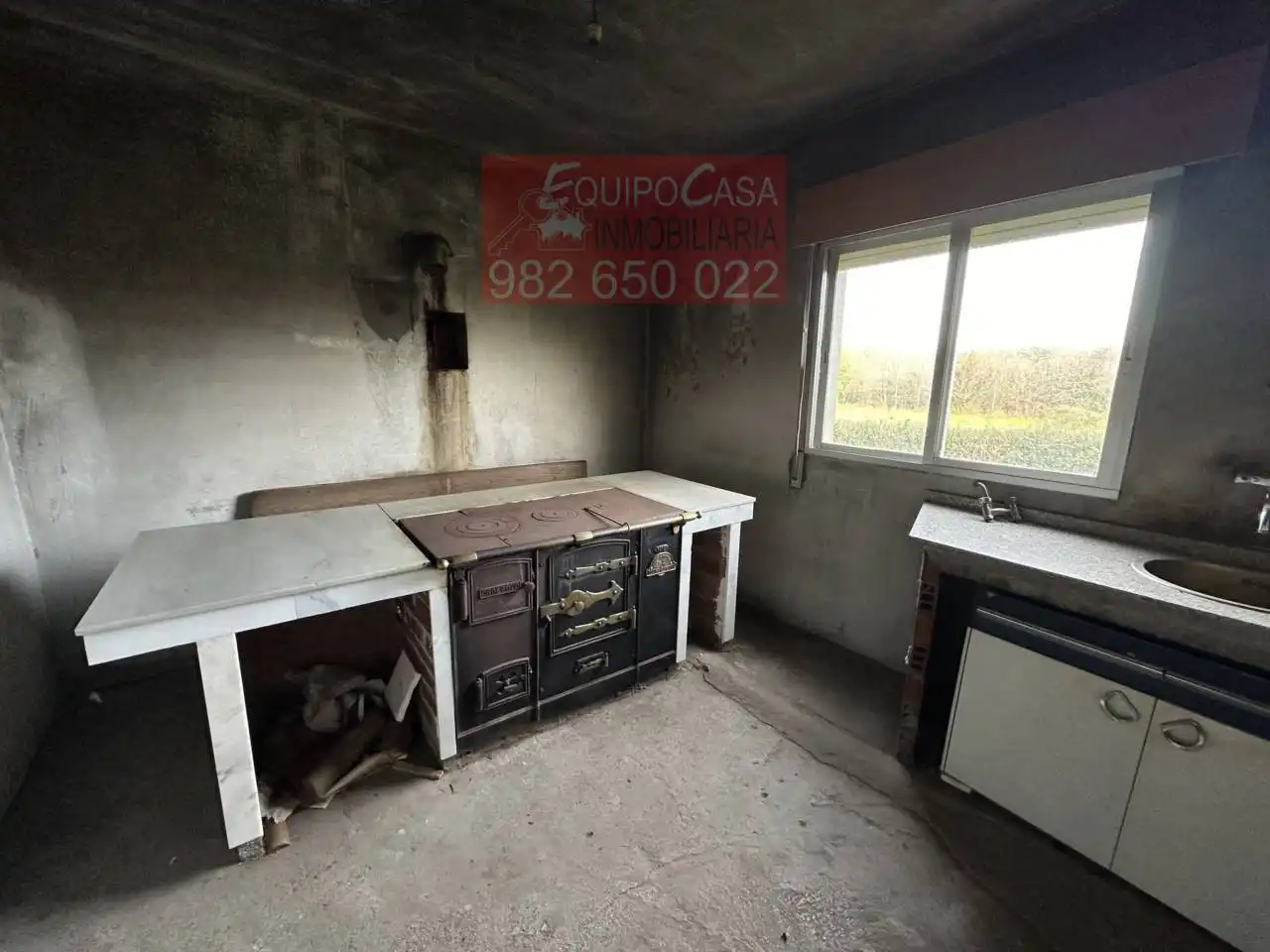 Küche von Haus oder Chalet zum Verkauf in Friol mit Privatgarten und Alarm