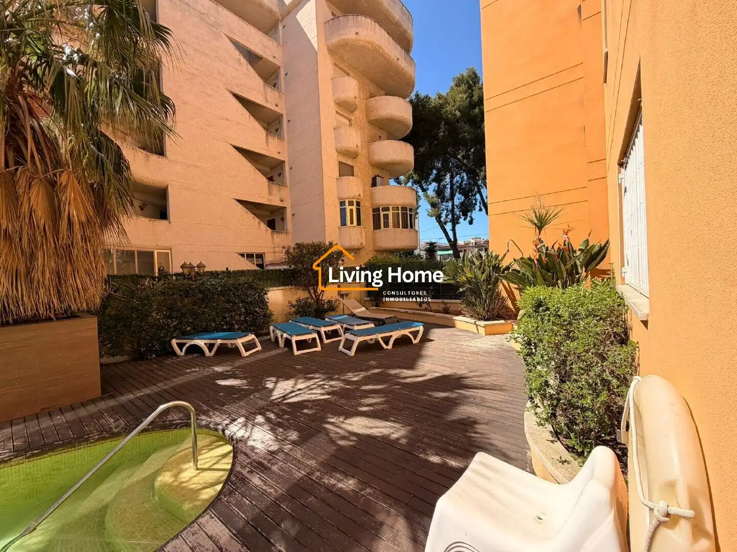 Vista exterior de Piso en venta en Salou