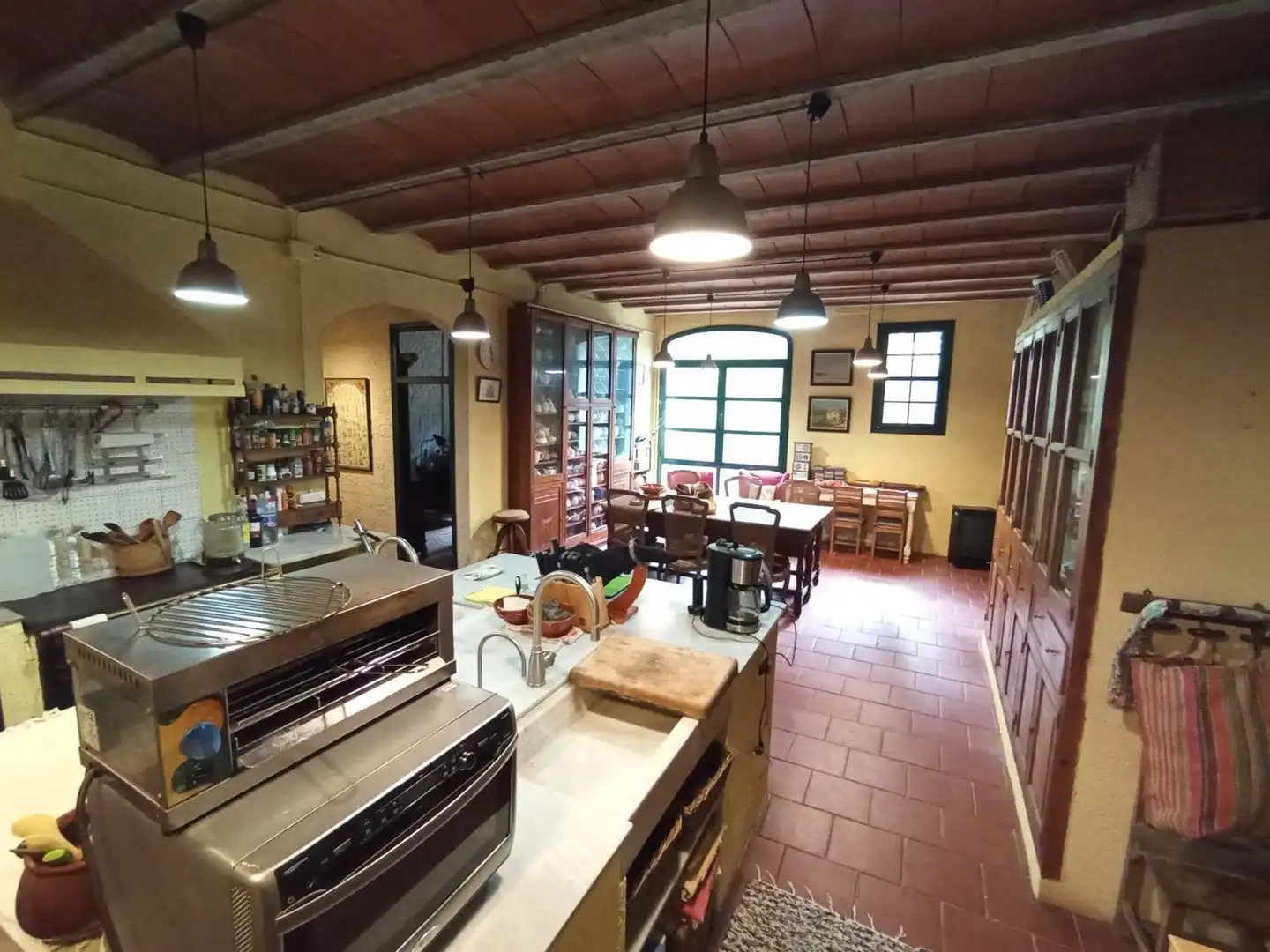 Cuina de Finca rústica en venda en Sant Cebrià de Vallalta amb Jardí privat, Terrassa i Piscina comunitària