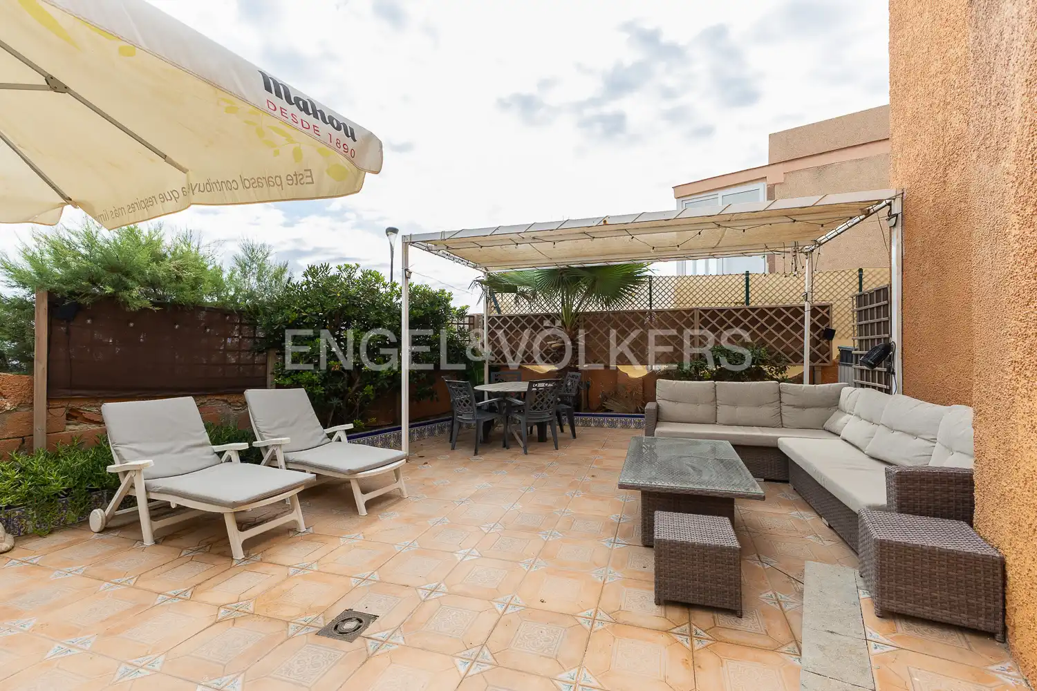 Terrassa de Casa o xalet en venda en Sueca amb Calefacció, Terrassa i Moblat