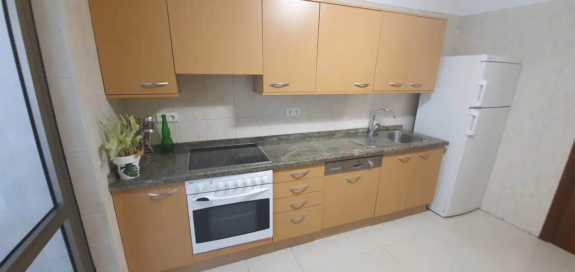Kitchen of Flat for rent in Santa Cruz de Tenerife  with Private garden, Parquet flooring and Terrace