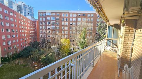 Foto 3 de Piso en venta en De Domenico Scarlatti, Vallehermoso, Madrid