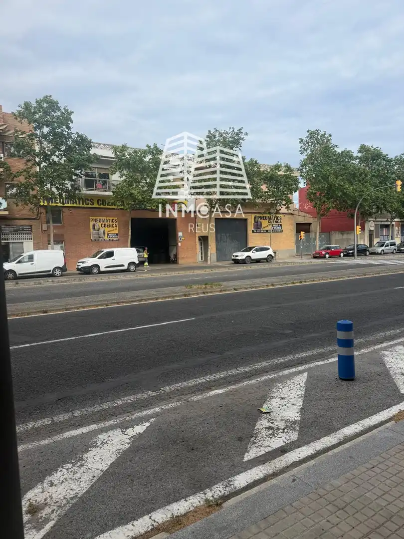 Exterior view of Commercial properties for rent in Reus