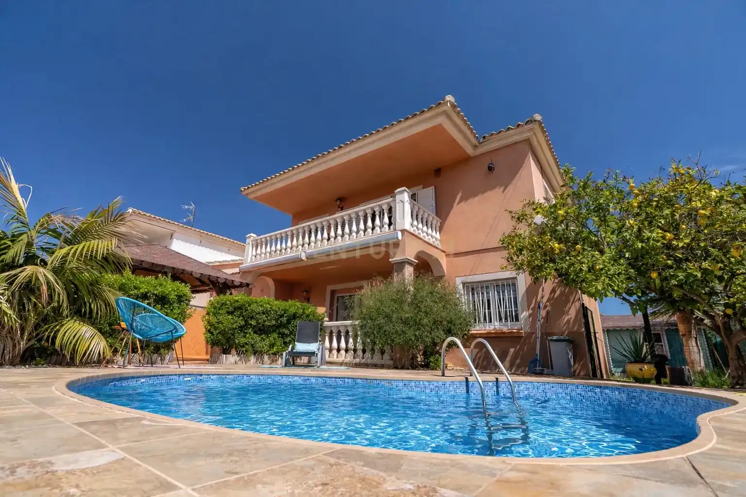 Swimming pool of Houses for sale in Cubelles  with Air Conditioner and Alarm