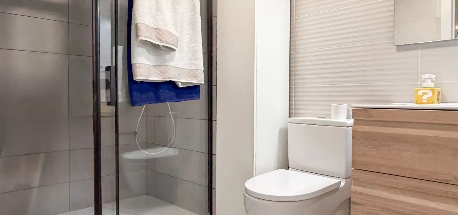 Baño de Piso en venta en Sant Boi de Llobregat con Aire acondicionado, Calefacción y Trastero