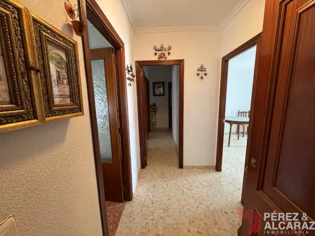 Wohnung zum Verkauf in Palma del Río mit Balkon