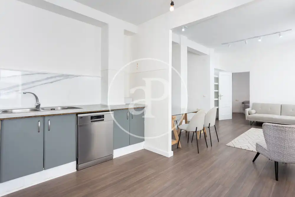 Kitchen of Flat for rent in Valencia  with Air Conditioner, Heating and Furnished