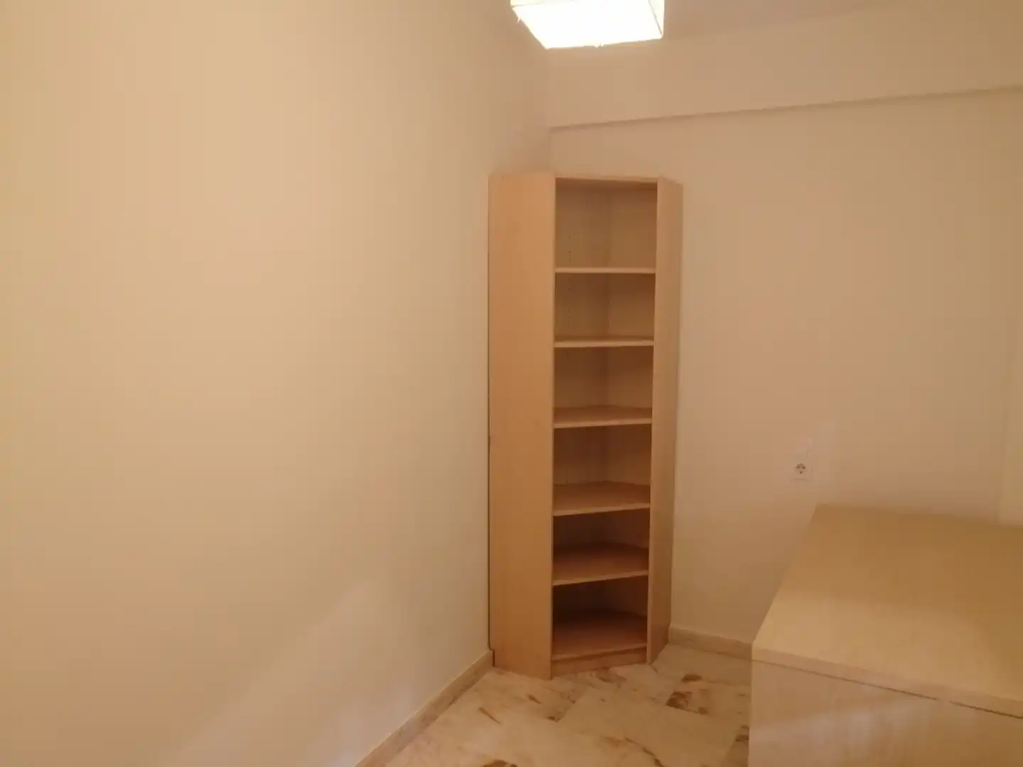 Bedroom of Flat for sale in Sevilla  with Air Conditioner, Furnished and Oven