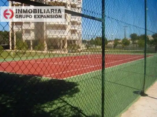 Außenansicht von Wohnung zum Verkauf in Castilblanco de los Arroyos mit Privatgarten, Terrasse und Möbliert