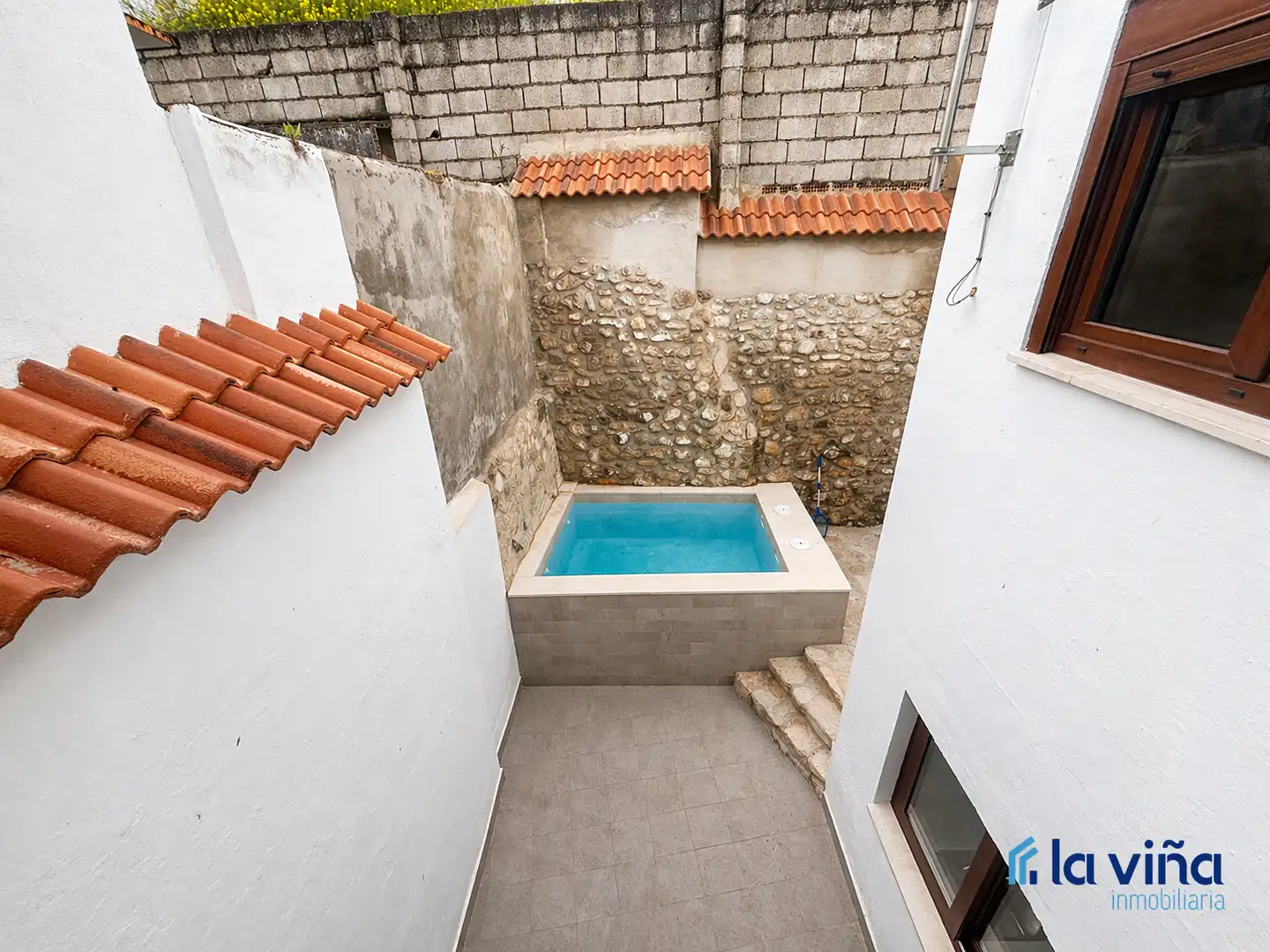 Swimming pool of Houses for sale in Cuevas Bajas  with Swimming Pool and Furnished