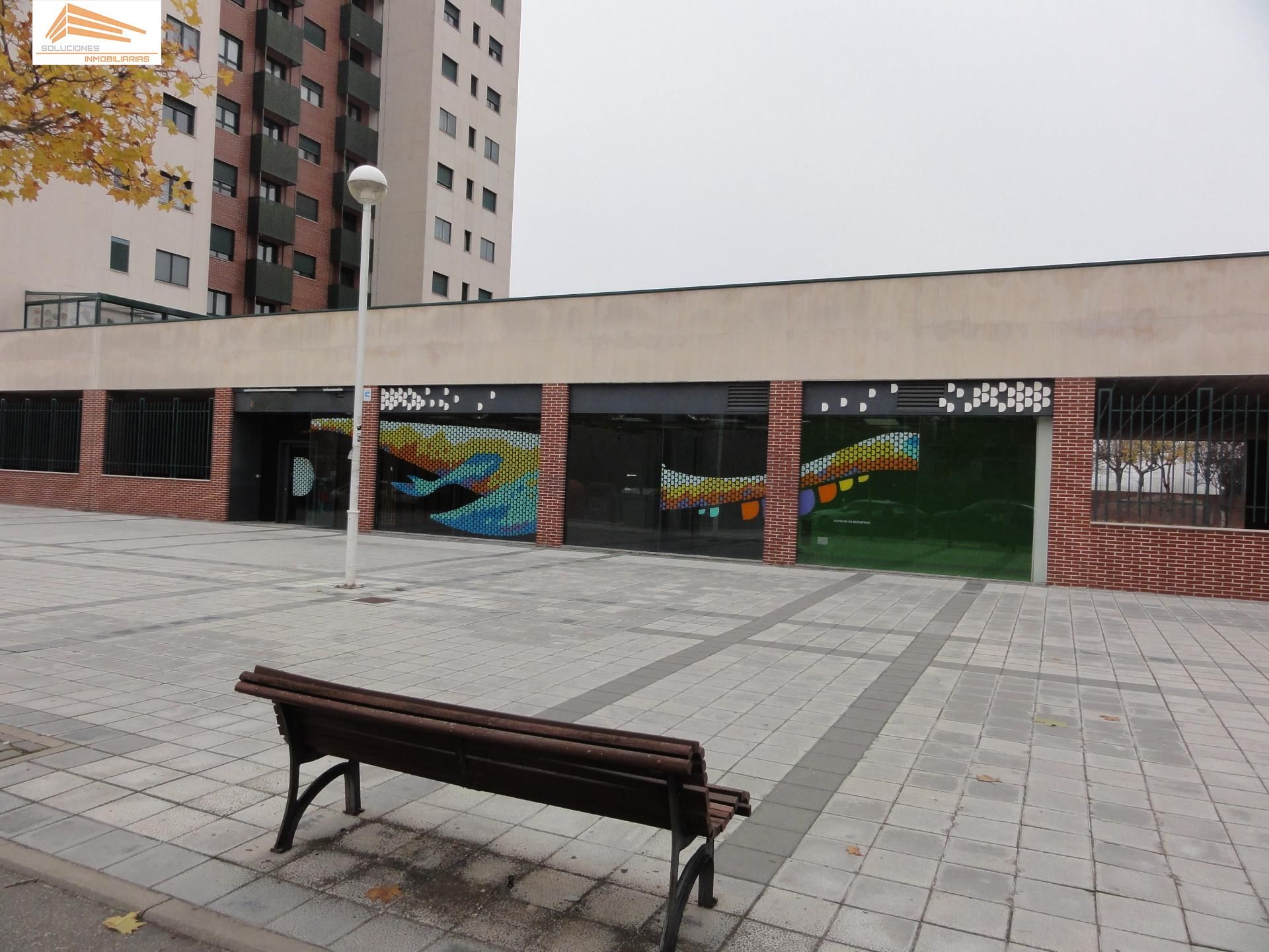 Premises for sale in Valladolid Capital  with Air Conditioner