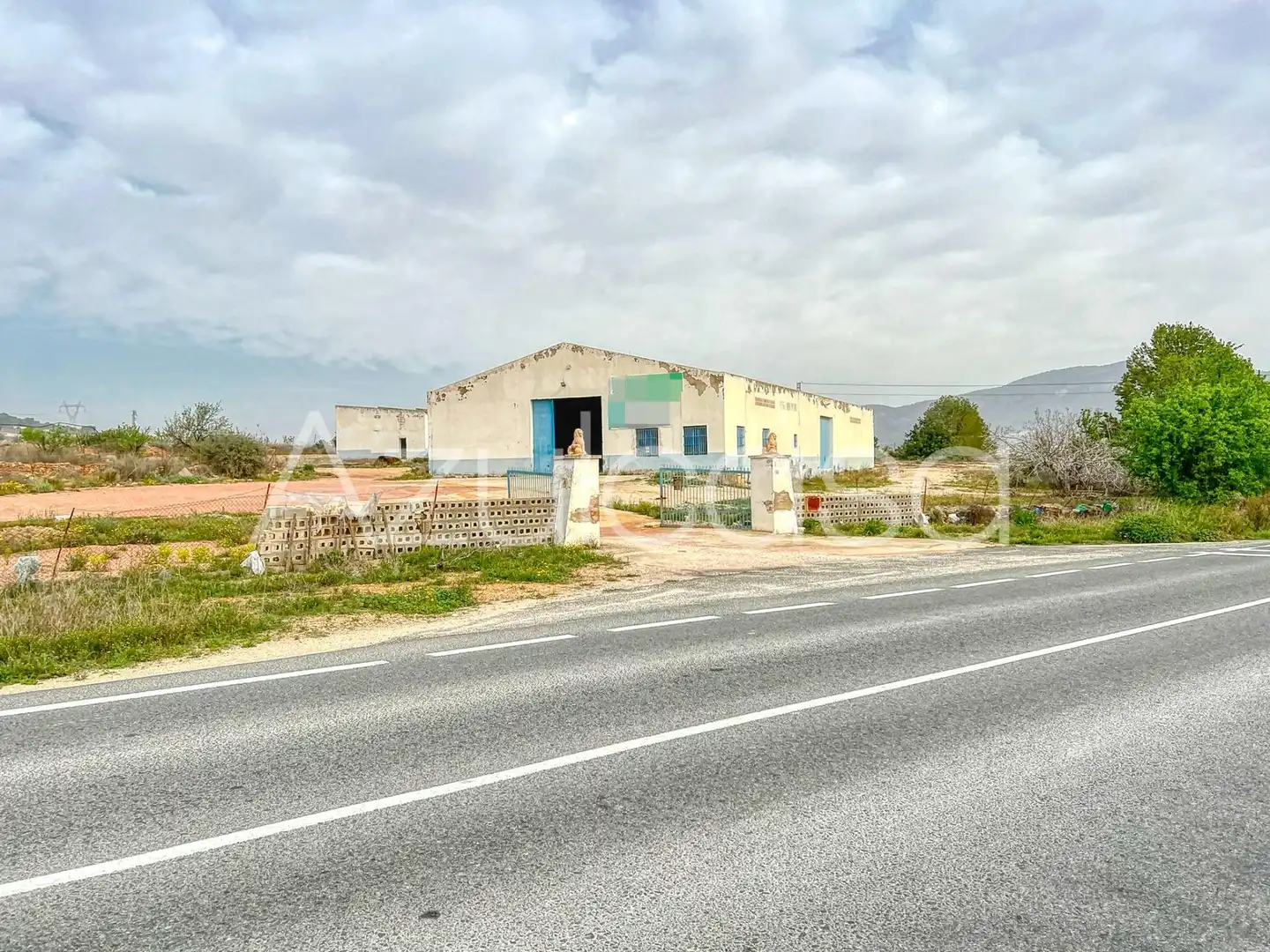 Vista exterior de Nave industrial en venta en La Romana