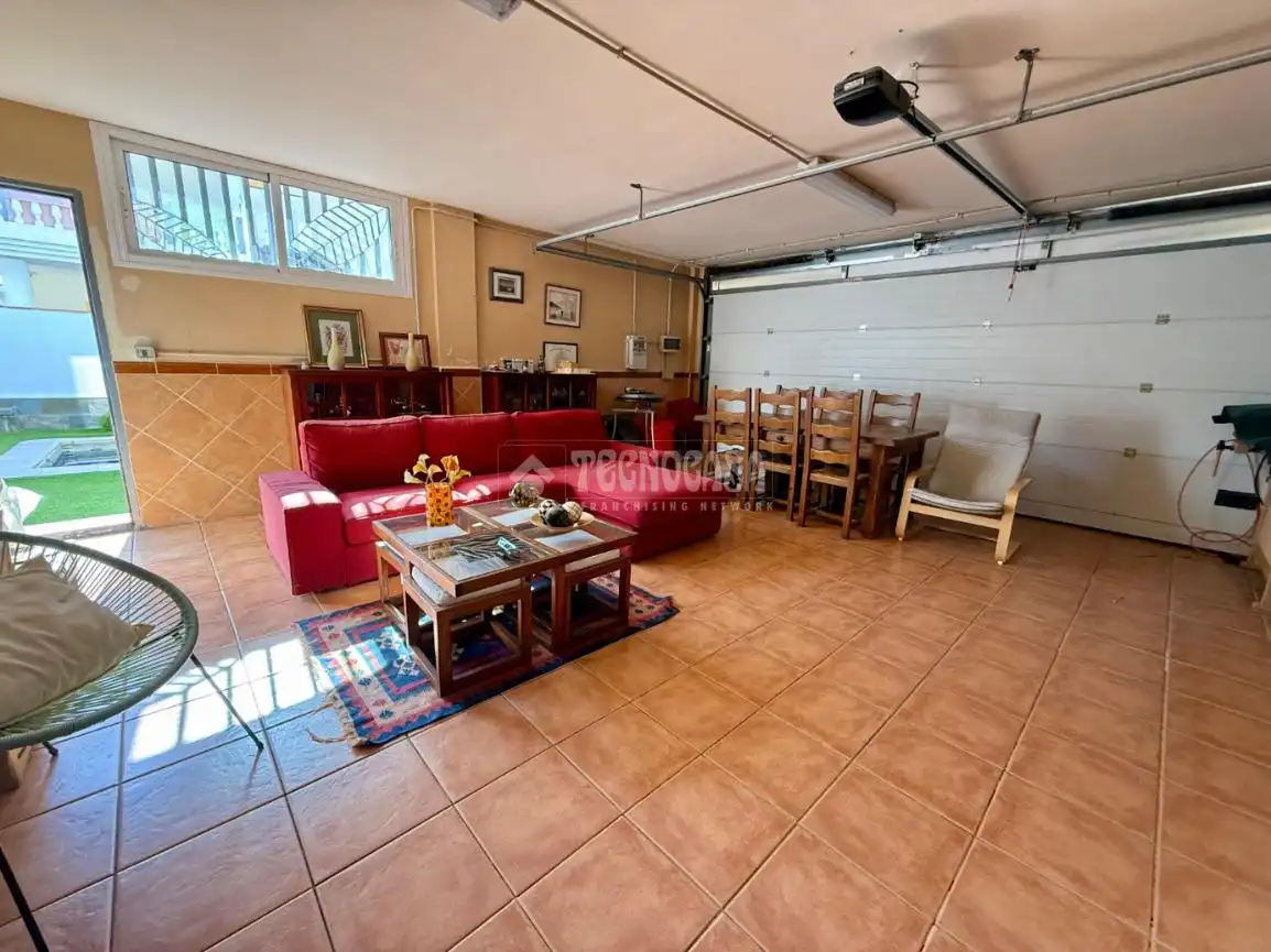 Casa o xalet en venda en Benalmádena amb Aire condicionat, Jardí privat i Terrassa