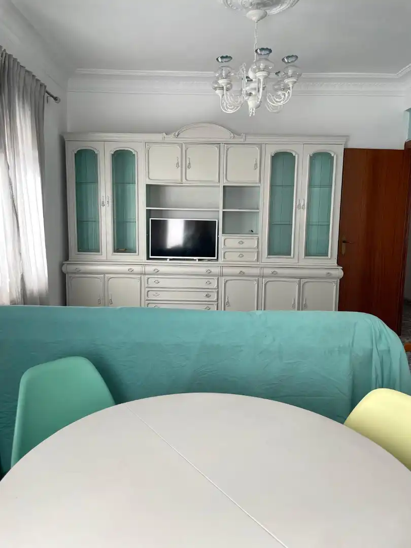 Wohnzimmer von Wohnung zur Miete in Zaragoza mit Heizung, Möbliert und Ofen