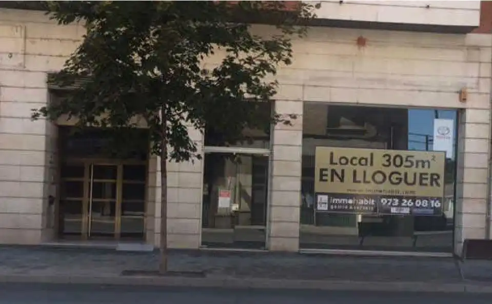 Gewerbefläche zum Verkauf in Carrer Príncep de Viana
