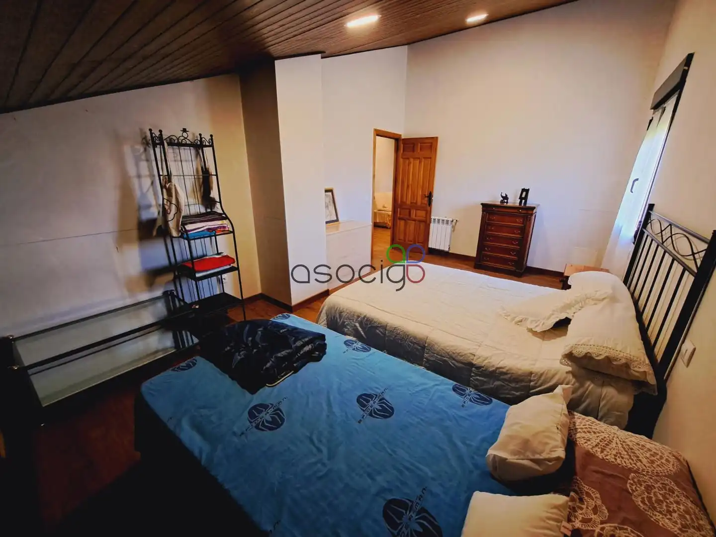 Habitación de Casa o chalet en venta en Solanillos del Extremo con Calefacción, Trastero y Piscina