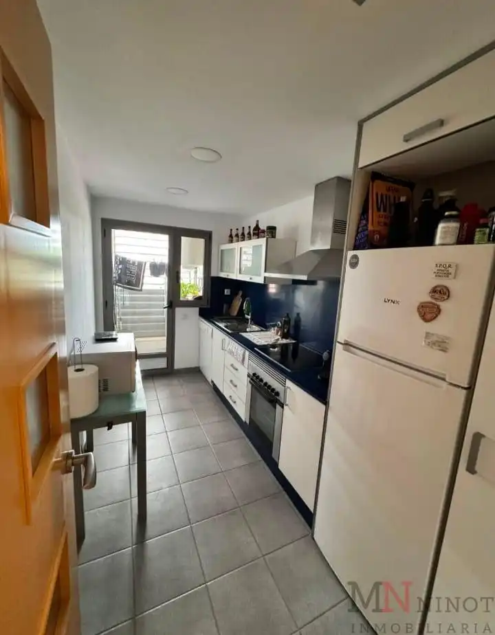 Apartament amb ascensor en venda a Vicenteblascoibanez, imagen 3