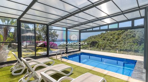 Villa de lujo con licencia turística de 545 m con piscina y vistas al mar en Tossa de Mar, image 2