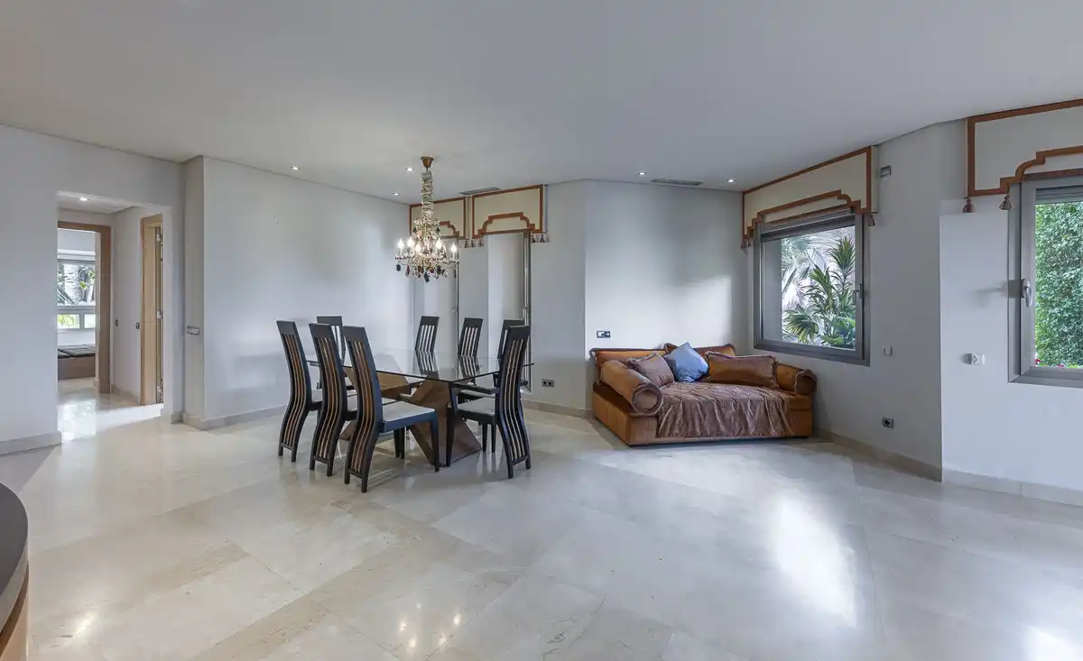 Piso con ascensor en venta en Milla de Oro, imagen 12