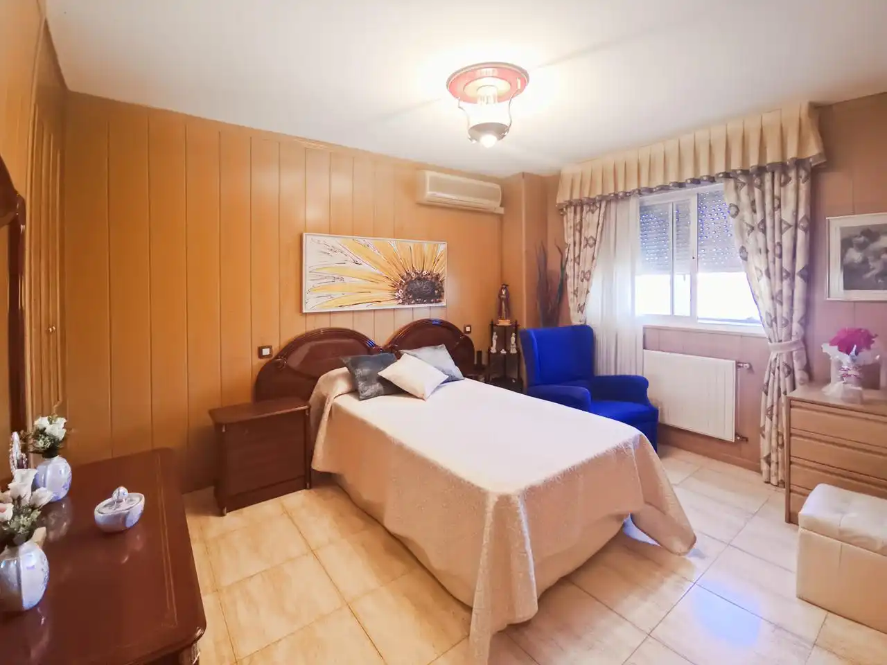 Habitación de Casa adosada en venta en Rivas-Vaciamadrid con Aire acondicionado, Calefacción y Jardín privado
