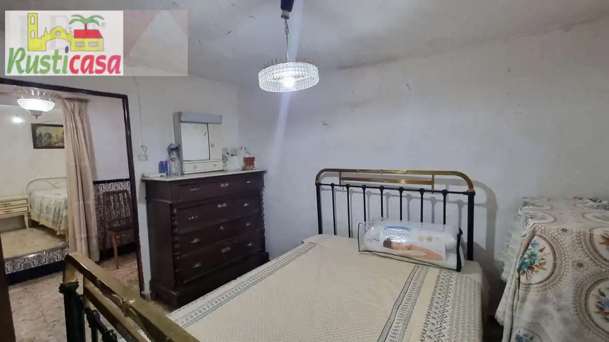 Habitación de Casa o chalet en venta en Baños de la Encina con Terraza y Amueblado