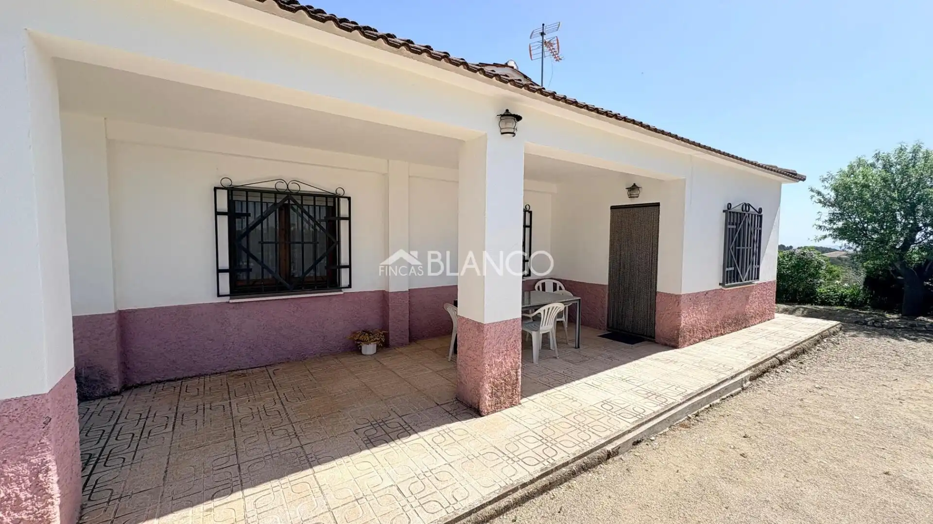 Vista exterior de Casa o xalet en venda en Piera amb Jardí privat