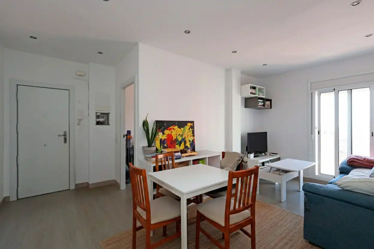 Living room of Flat for sale in L'Hospitalet de Llobregat