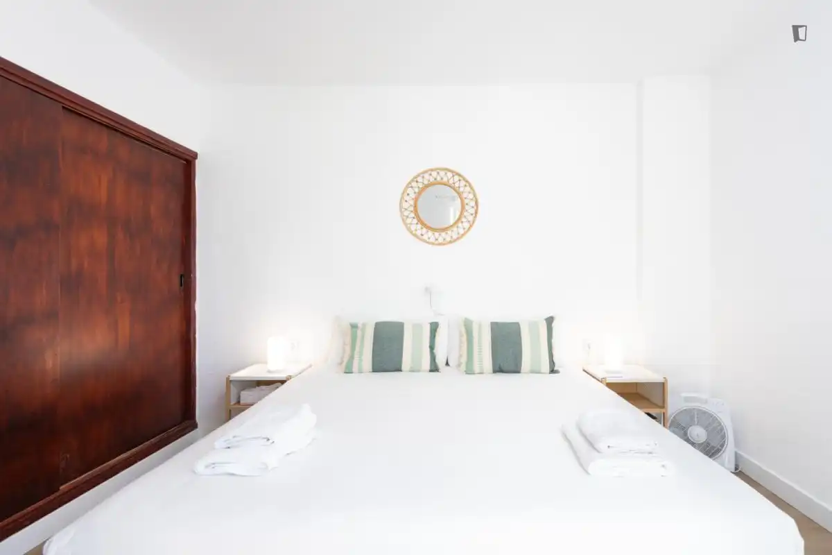 Dormitori de Apartament de lloguer en Candelaria amb Moblat, Forn i Rentadora