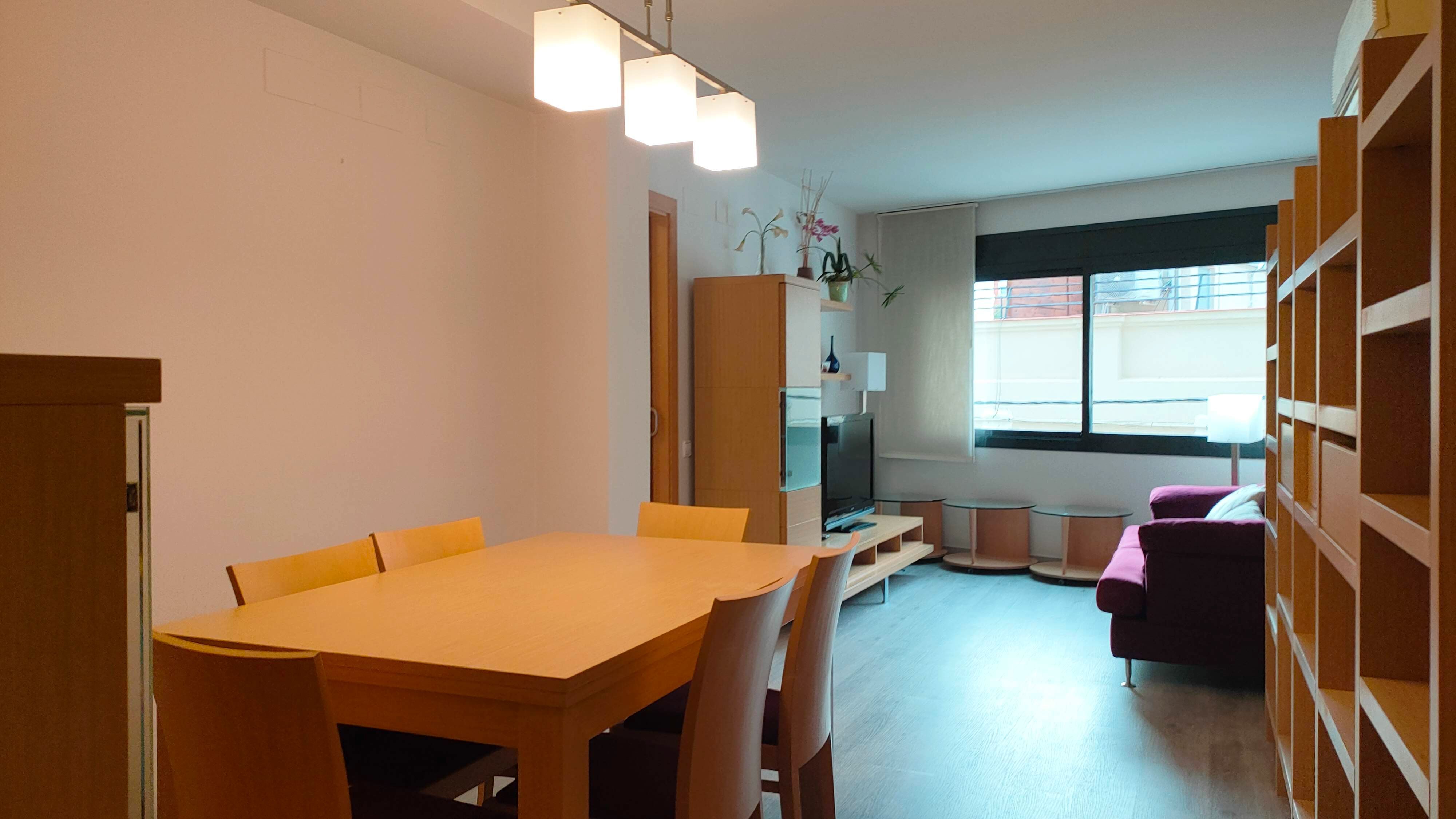 Dining room of Duplex to rent in  Barcelona Capital  with Air Conditioner, Heating and Parquet flooring